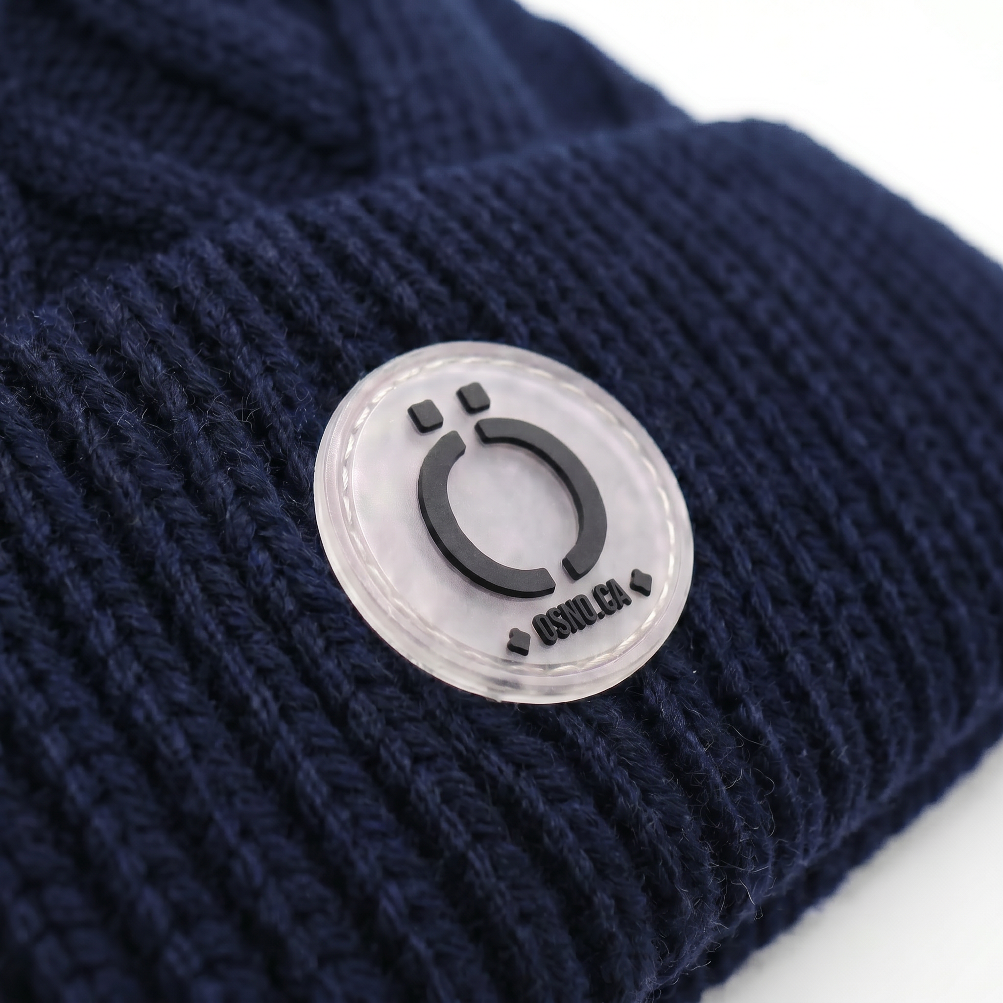 Navy PomPom Tuque
